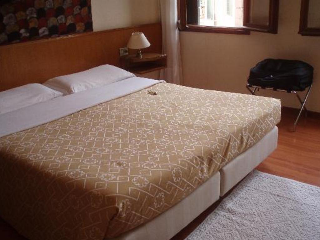 Hotel Minerva & Nettuno Венеция Екстериор снимка