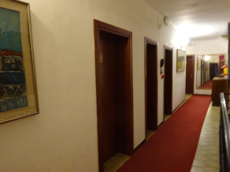 Hotel Minerva & Nettuno Венеция Екстериор снимка